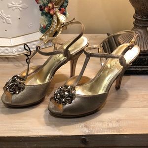 EUC Antonio Melani Sz 8 1/2 platform heels. Worn once.